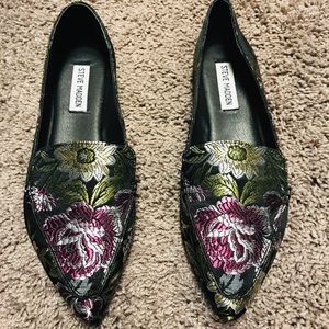 Steve Madden Feather Loafer Flat(NWOT)